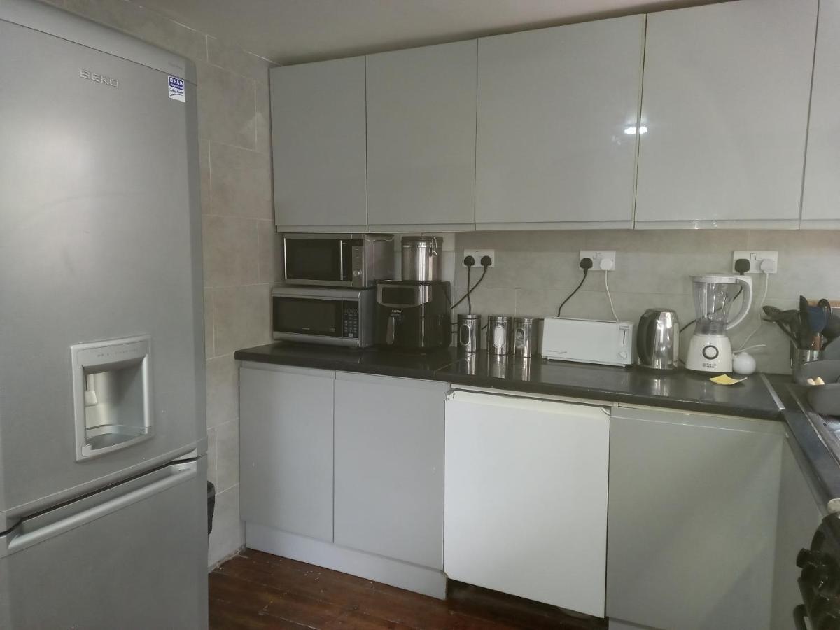 Bubblesbnb- 4 Bedroom House Лондон Екстер'єр фото