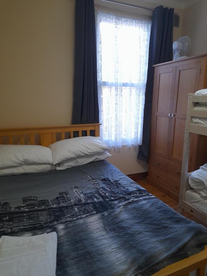 Bubblesbnb- 4 Bedroom House Лондон Екстер'єр фото